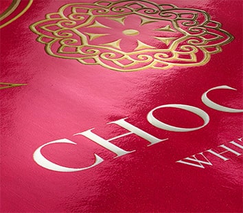 Selbstklebende Etiketten mit partiellem 3D-Lack 